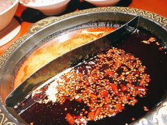鸳鸯锅底-黄家码头老火锅(解放碑旗舰店)