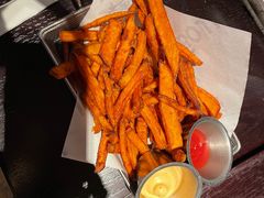 -bluefrog蓝蛙(恒隆广场店)