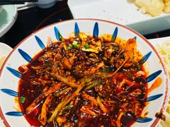 -黄记煌三汁焖锅(新佳丽江汉路店)