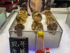 -亚洲国际大酒店·云顶阁旋转自助餐厅