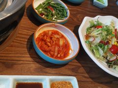 -明洞阿姨·韩式酱蟹烤肉·创意料理(三元桥店)