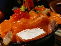 三文鱼火山丼-魔丼屋(日月光店)