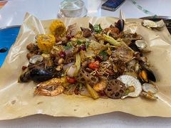 -老东镇啤酒屋海鲜加工·蒸汽海鲜·海鲜烧烤(台东店)