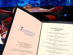 -迪拜帆船酒店海底餐厅