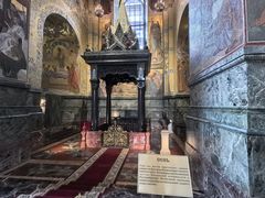 -滴血救世主教堂