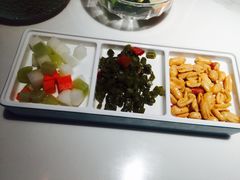 -荷塘秋月·本帮江浙菜(国权路店)