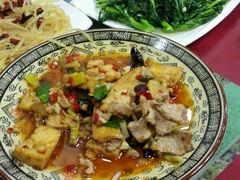 -乡土特色.冷锅鱼.牦牛肉汤锅