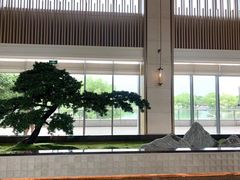 -上海佘山世茂艾美酒店