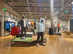 -NIKE品牌体验店(北京蓝色港湾店)