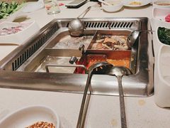 -海底捞火锅鲜切牛肉主题店(长寿路店)