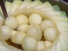 -得意咚瓜·顺德鱼生·冬瓜火锅(深圳首店)