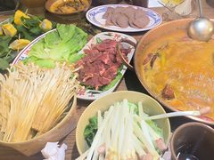 -滇翁·云南酸菜牛肉火锅(合肥首店坝上吾悦广场店)