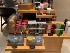 零售区-星巴克(新达汇三林店)