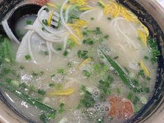 -新世界·过桥米线宴