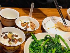 -乡土特色.冷锅鱼.牦牛肉汤锅