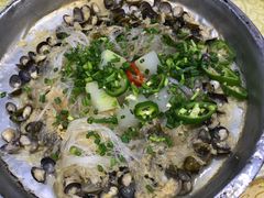 粉丝蒸黄沙蚬-强记湛江鸡饭店·二十七年老字号(拱北店)