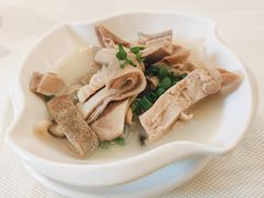 -万山楼海鲜酒家·二十三年老字号