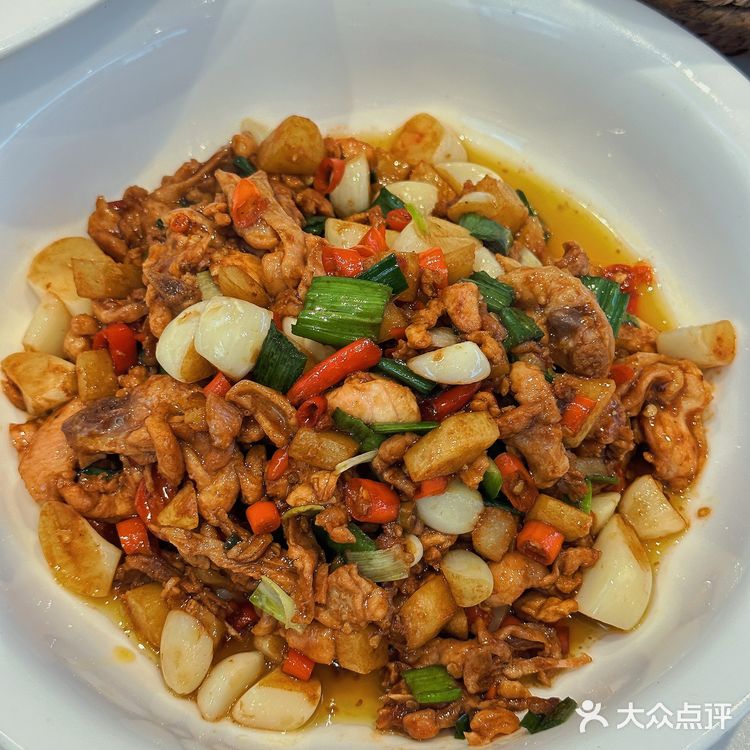 今天吃完明天还想吃的正宗湘菜馆,那叫一个香