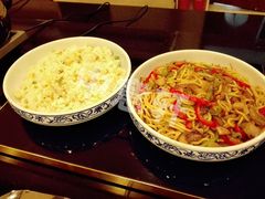 -泉城欧乐堡戏水湾艺术养生温泉