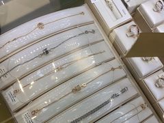 -海星奢选二手奢侈品手表包包鉴定回收寄卖(墨玉南路店)