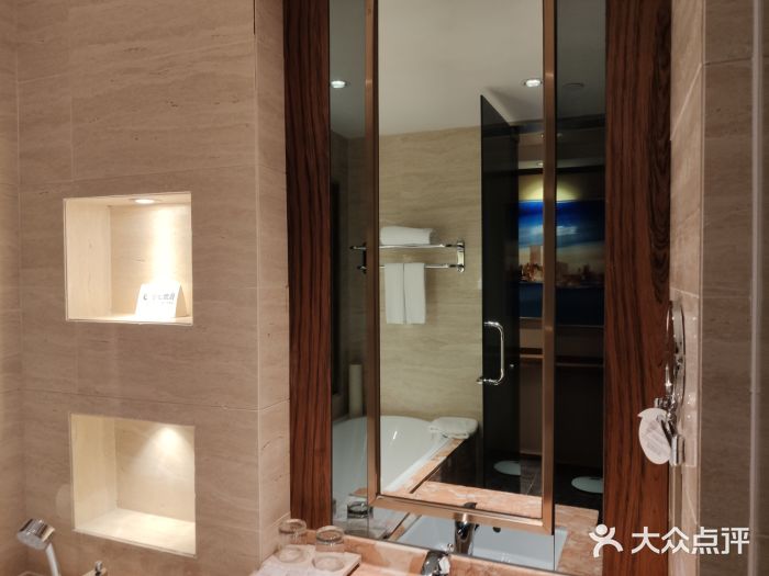 惠东华美达广场酒店华美轩图片