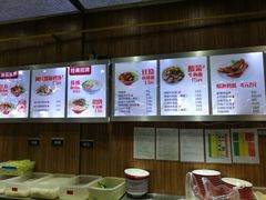 -牛吃草牛肉面(甬港南路店)
