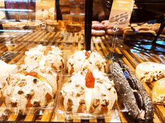 -超港·蛋糕面包(国购店)