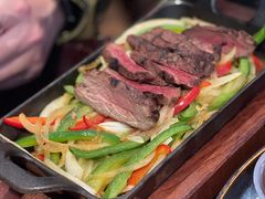 铁板牛肉墨西哥卷-bluefrog蓝蛙(恒隆广场店)
