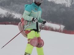-鳌山滑雪度假区