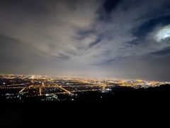 -鬼笑石后山停车场