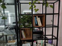 -ME觅妆·定制美妆·彩妆私教(菱角湖店)