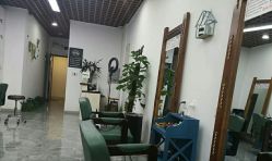 -V8潮牌·接发烫染连锁