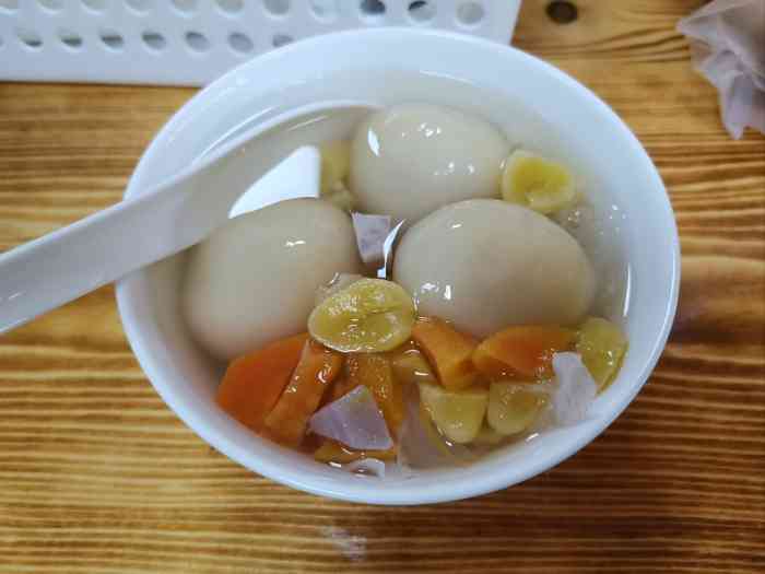 胡荣泉(牌坊街店)-"胡荣泉(牌坊街店) 潮州的老字号饼食店 .