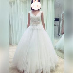 -艾米丽婚纱礼服