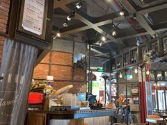 -玛格萝妮(汇智国际商业中心店)