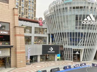 西安打卡泡泡玛特全国首家城市旗舰店