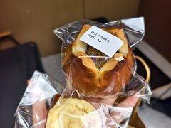 -雀食面包店(钟楼店)