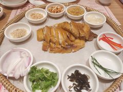 -顺风汤馆·广府粤菜(江宸天街店)