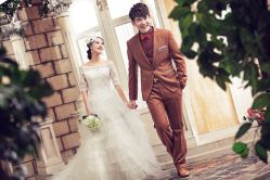 -施华洛婚纱摄影会所(范阳中路店)