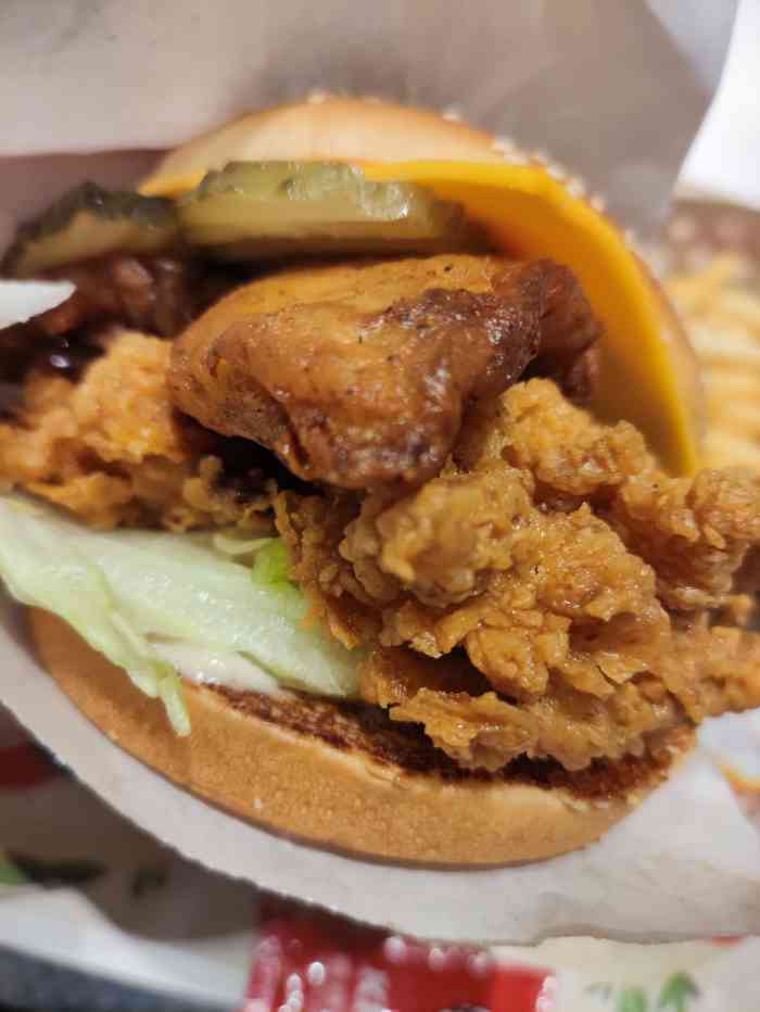 肯德基(骆驼欧尚店)-"对开封菜又一次失望了,超级塔可,广告做的.