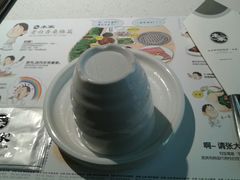 餐具摆设-本家韩国烤肉(青岛万象城店)