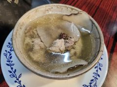 南北杏椰子炖猪展-達揚原味燉品(文明路店)