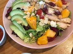 秘制牛肉牛油果沙拉-仁义涵西餐·咖啡(中华巴洛克店)
