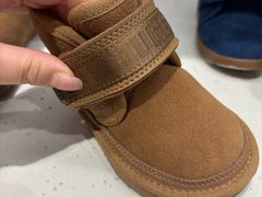 -UGG(燕莎奥特莱斯购物中心店)