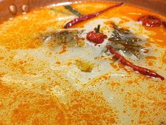 -洱火云南酸菜牛肉火锅(石景山当代商城店)