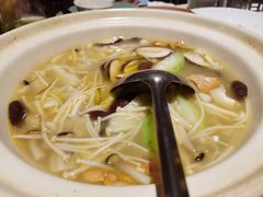 花胶石蟹黄鱼鲜菌汤-成隆行·蟹王府(九江路店)