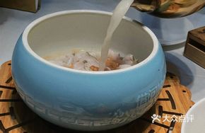 Braised Fish with Chicken Soup and Osmanthus