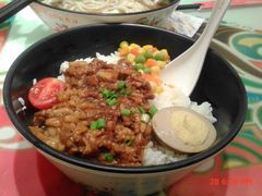 外婆卤肉饭-钰花溪(国瑞城店)