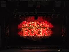 -交通银行前滩31演艺中心