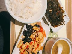 -老乡鸡(上海品尊国际中心店)